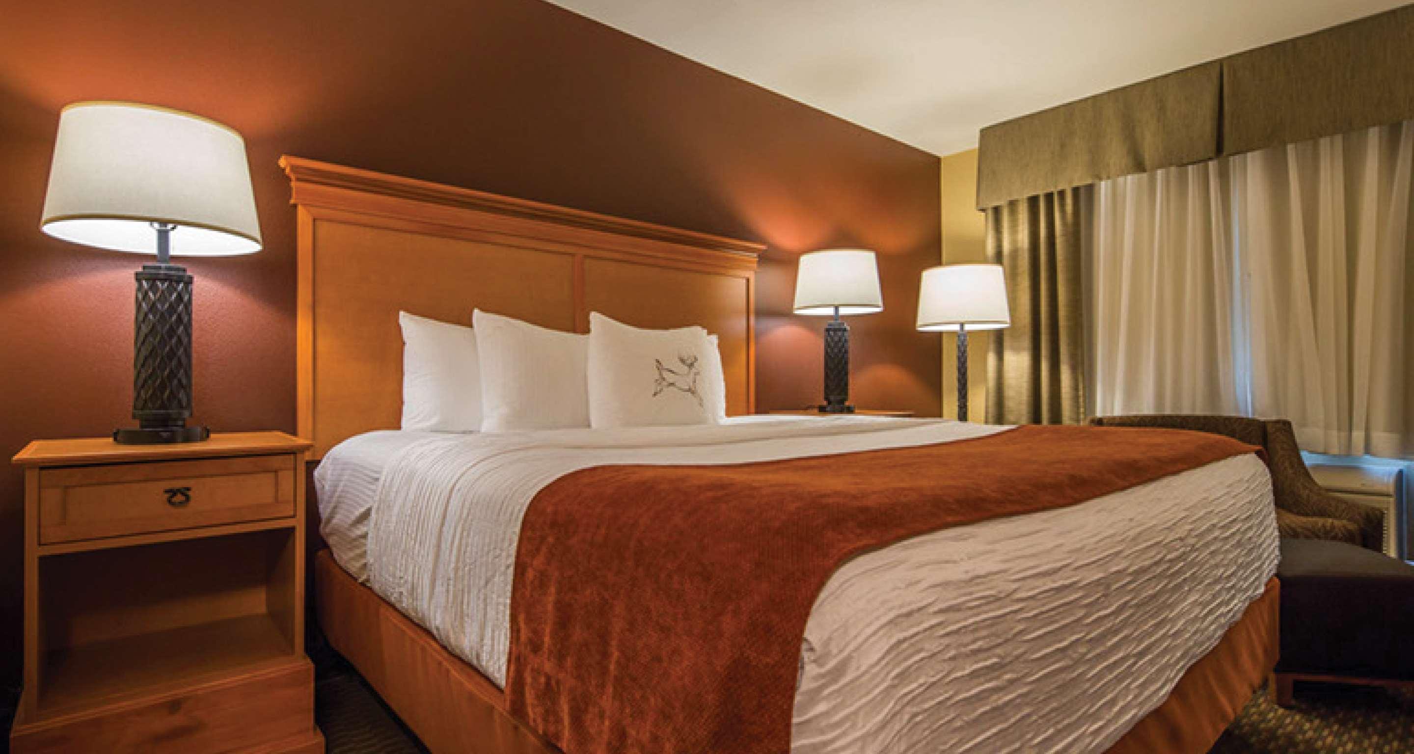 Best Western Plus Deer Park Hotel And Suites Крейг Екстериор снимка