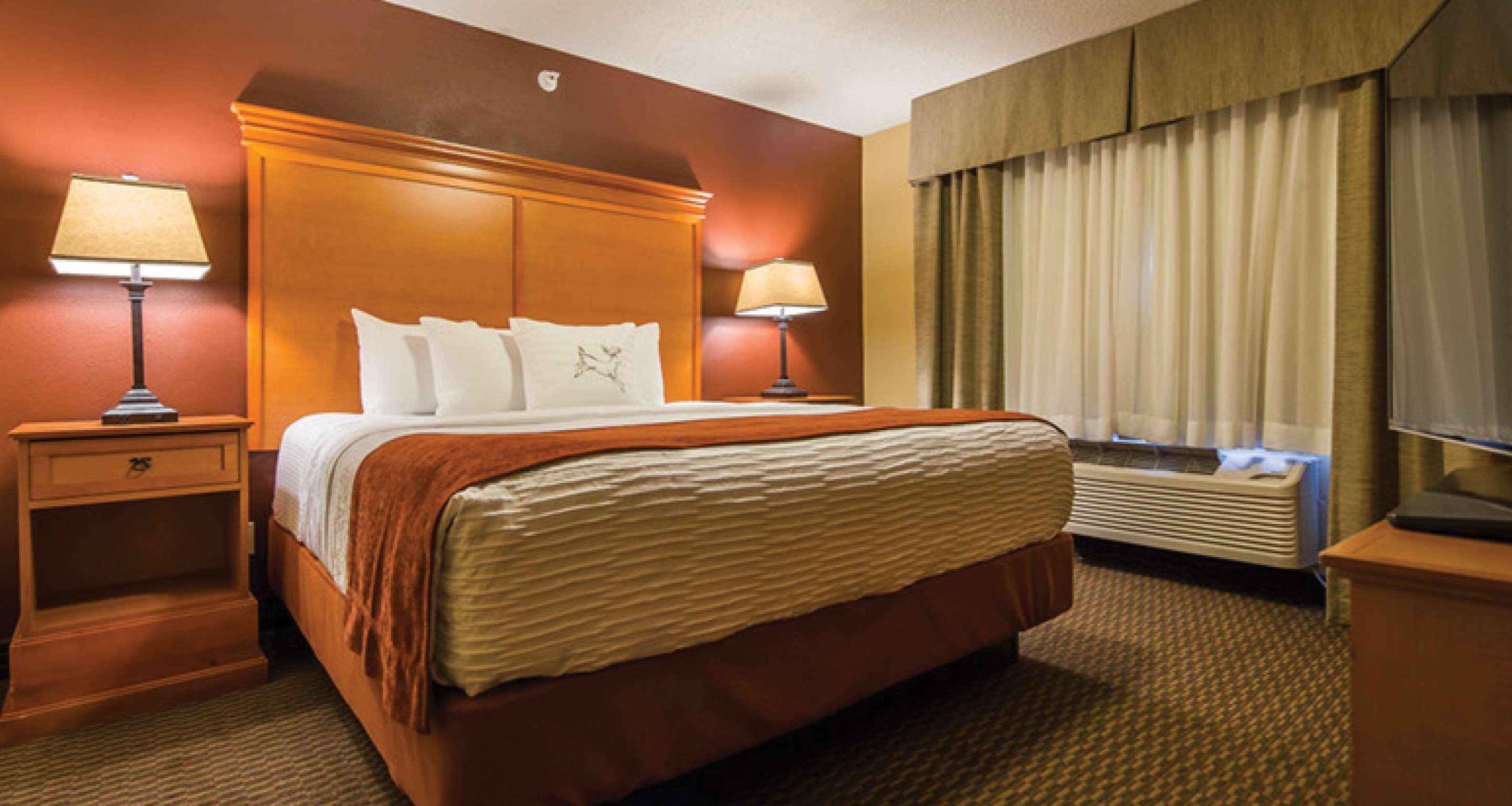 Best Western Plus Deer Park Hotel And Suites Крейг Екстериор снимка