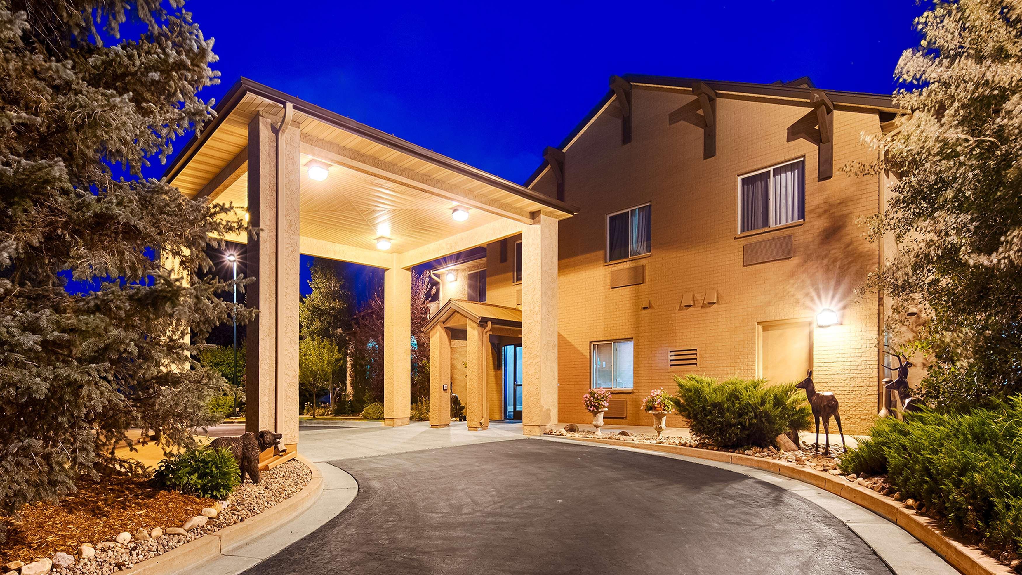 Best Western Plus Deer Park Hotel And Suites Крейг Екстериор снимка