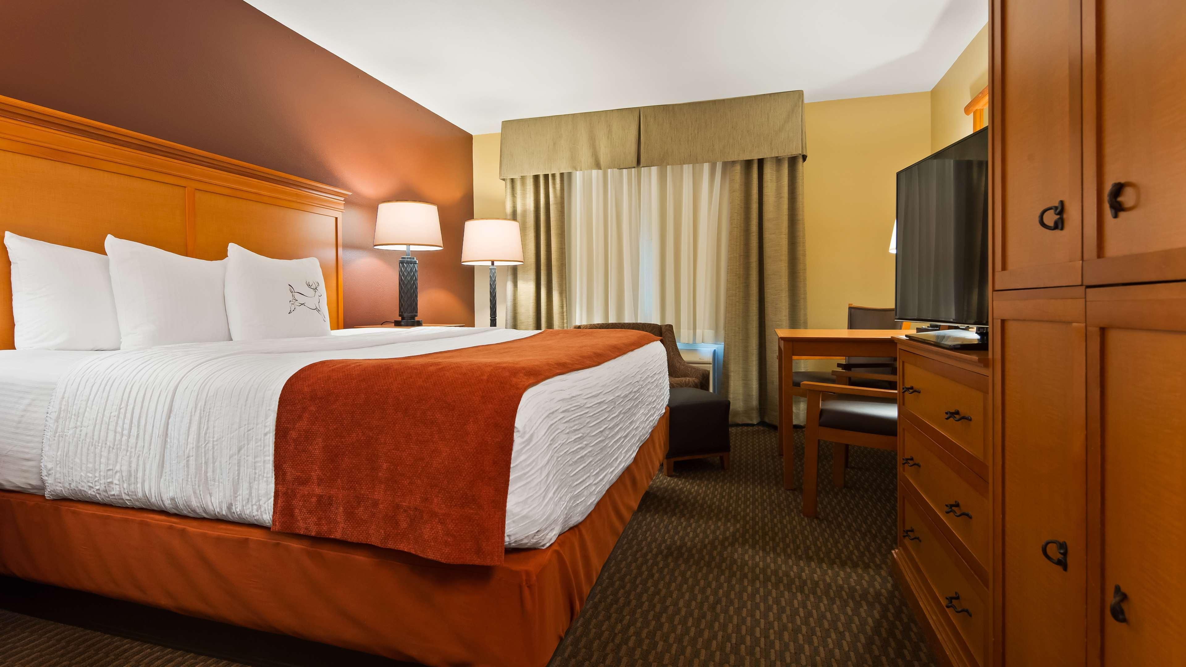 Best Western Plus Deer Park Hotel And Suites Крейг Екстериор снимка
